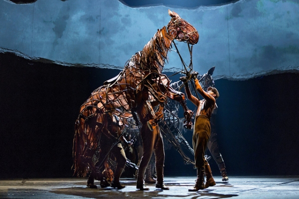 Photo Flash: First Look at Andrew Veenstra, Angela Reed and More in US National Tour of WAR HORSE Image