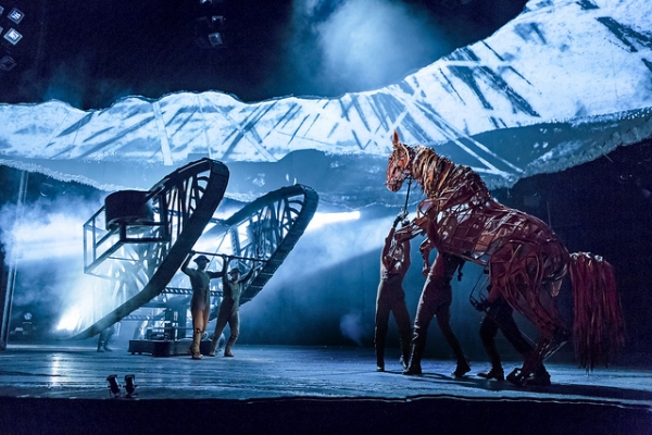 Photo Flash: First Look at Andrew Veenstra, Angela Reed and More in US National Tour of WAR HORSE 