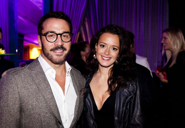 Photo Flash: Jeremy Piven, Arlene Phillips, Twiggy and More at Opening Night of CIRQUE DU SOLEIL's KOOZA Image
