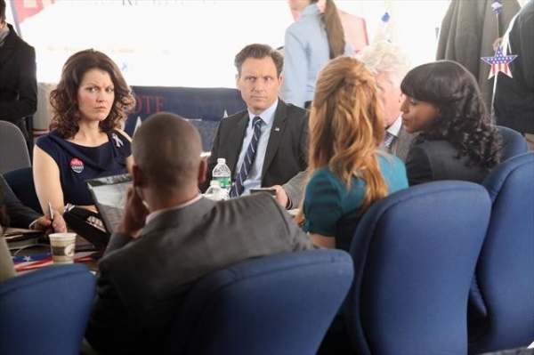 BELLAMY YOUNG, COLUMBUS SHORT, TONY GOLDWYN, DARBY STANCHFIELD, KERRY WASHINGTON Photo