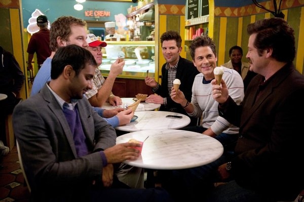 Photo Flash: PARKS AND RECREATION's 'Two Parties,' Feat. Newt Gingrich Image