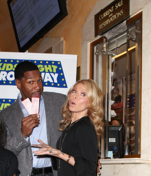 Photo Coverage: Kelly Ripa and Michael Strahan Named Ambassadors of KIDS' NIGHT ON BROADWAY Image