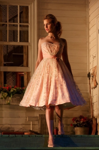 Photo Flash: New Shots of Sebastian Stan and Maggie Grace in Roundabout's PICNIC! Image