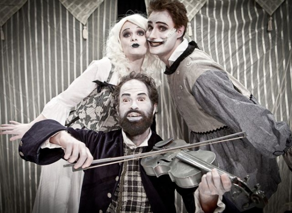 Photo Flash: First Look at Stolen Chair Theatre's THE MAN WHO LAUGHS at Urban Stages Image