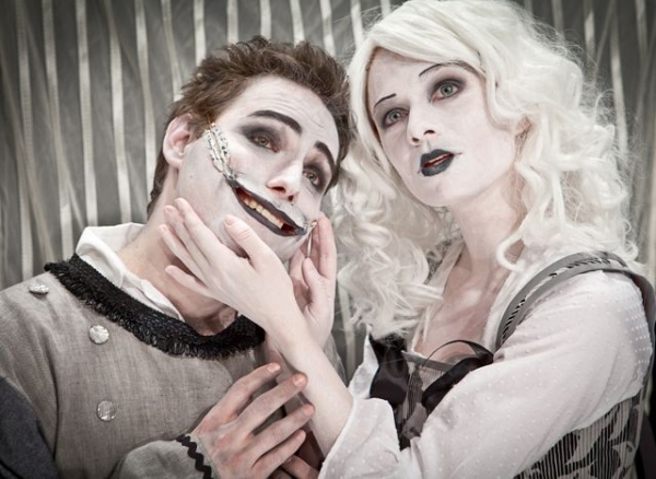 Photo Flash: First Look at Stolen Chair Theatre's THE MAN WHO LAUGHS at Urban Stages Image