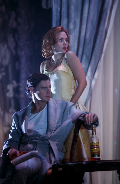 Photo Flash: First Look at Benjamin Walker, Scarlett Johansson & More in CAT ON A HOT TIN ROOF  Image