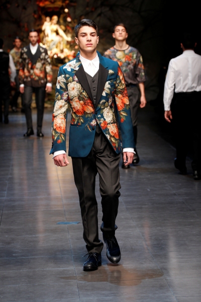 Photo Flash: Dolce&Gabbana Dedicates Men Fall/Winter 2013-14 Collection to 'Devotion' 
