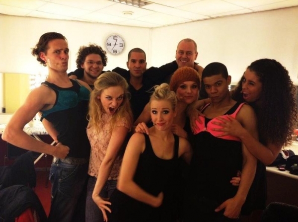 Photo Flash: Saturday Intermission Pics, Jan 12, Part 2 - Triumphant Cast of GOLDEN BOY, WICKED in Hawaii and More! Photo Flash: Saturday Intermission Pics, Jan 12, Part 2 - Triumphant Cast of GOLDEN BOY, WICKED in Hawaii and More! Image