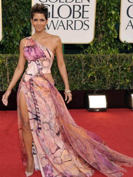 Photo Coverage: More Stars at the Golden Globe Red Carpet Image