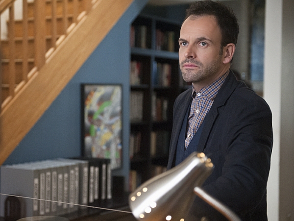 Photo Flash: First Look at ELEMENTARY's 'Red Team,' Airing 1/31 Image