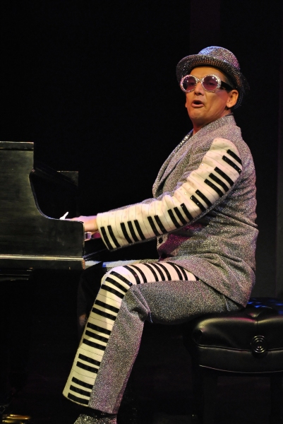 Ian Von Memerty as Elton John Photo