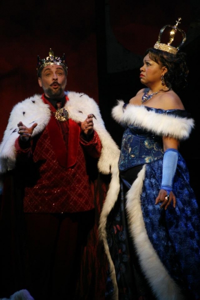 Photo Flash: First Look at Virginia Stage Company's FROG KISS Image