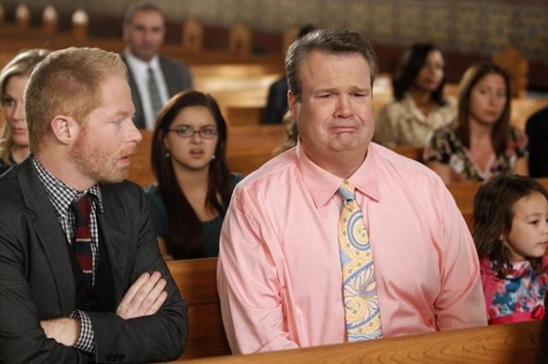 Photo Flash: Next Week's All New MODERN FAMILY Image