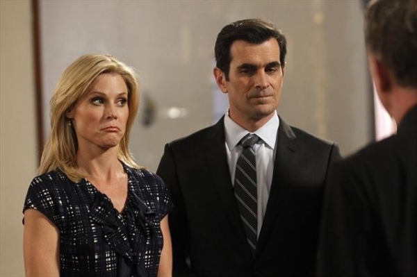 Photo Flash: Next Week's All New MODERN FAMILY Image