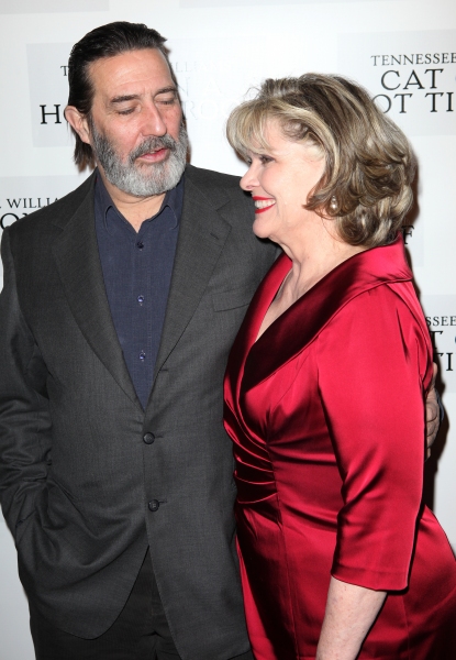 Ciaran Hinds & Debra Monk
 Photo