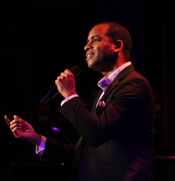 Photo Coverage: Daniel Breaker Previews 54 Below Show  Image