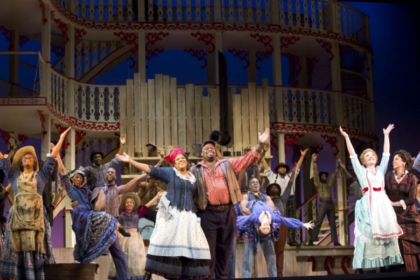 Photo Flash: First Look at Sasha Cooke, Morris Robinson and More in Houston Grand Opera's SHOW BOAT Image