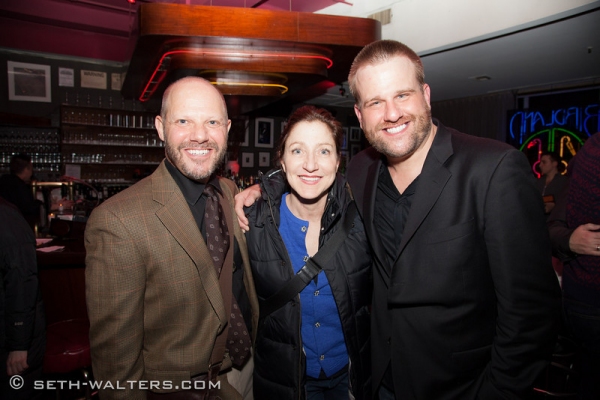 Photo Flash: Stephen Wallem Plays Broadway at Birdland! Image
