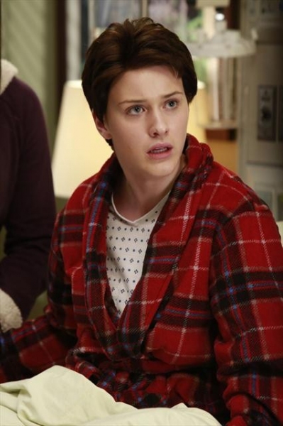Photo Flash: GREY'S ANATOMY's 'The Face of Change,' Airing 2/7 Image