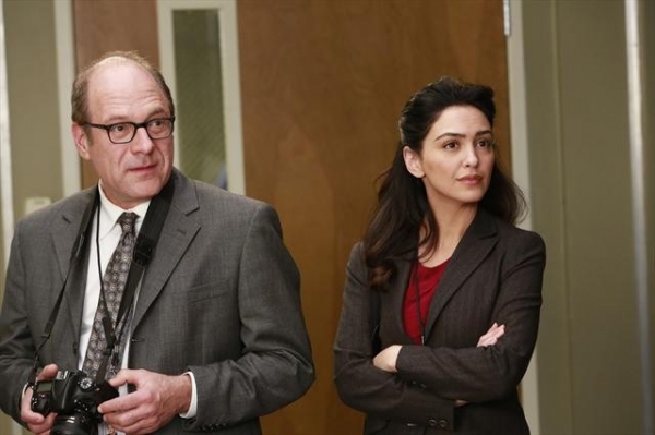 Photo Flash: GREY'S ANATOMY's 'The Face of Change,' Airing 2/7 Image
