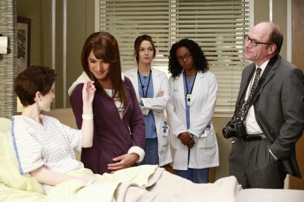 Photo Flash: GREY'S ANATOMY's 'The Face of Change,' Airing 2/7 Image