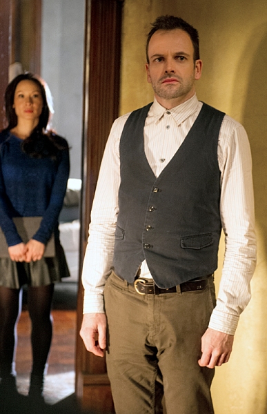 Photo Flash: First Look - ELEMENTARY's 'A Giant Gun, Filled With Drugs,' Airing 2/7 Image