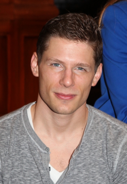 Matt Lauria  Photo