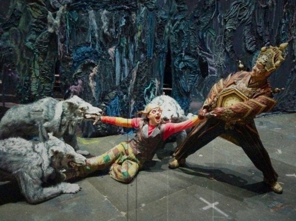 Photo Flash: Saturday Intermission Pics, Jan 26 - Farewell to EVITA, Goodbye to BOOK OF MORMON's Rory O'Malley and More!  Image