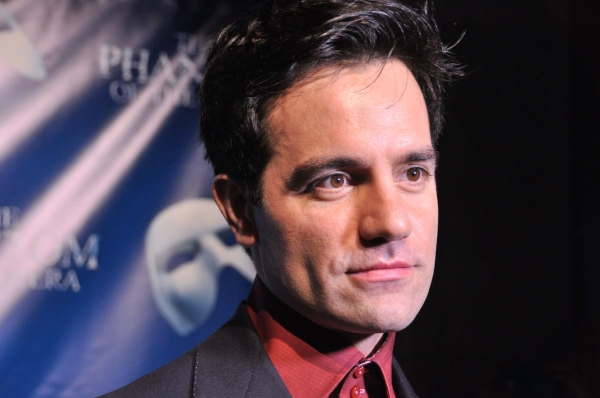 Ramin Karimloo
 Photo