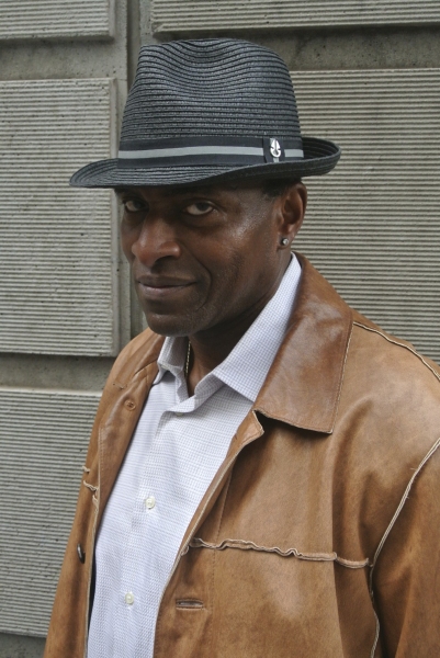 Carl Lumbly Photo