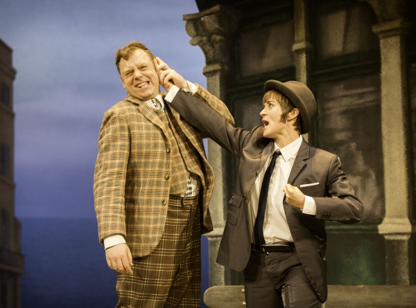 Photo Flash: First Look at Rufus Hound and More in West End's ONE MAN, TWO GUVNORS Image