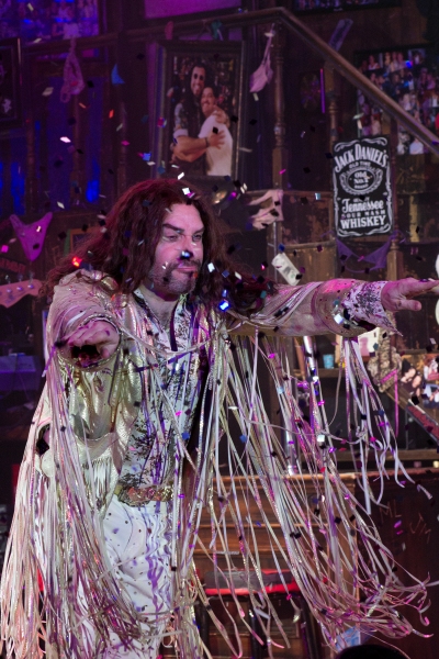 Photo Coverage: NY Yankee Mark Teixeira Makes Appearance in ROCK OF AGES! Image