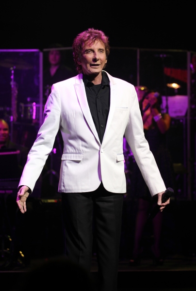 Photo Coverage: MANILOW ON BROADWAY's Opening Night Curtain Call and Encore! Image