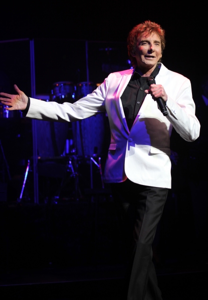 Photo Coverage: MANILOW ON BROADWAY's Opening Night Curtain Call and Encore! Image