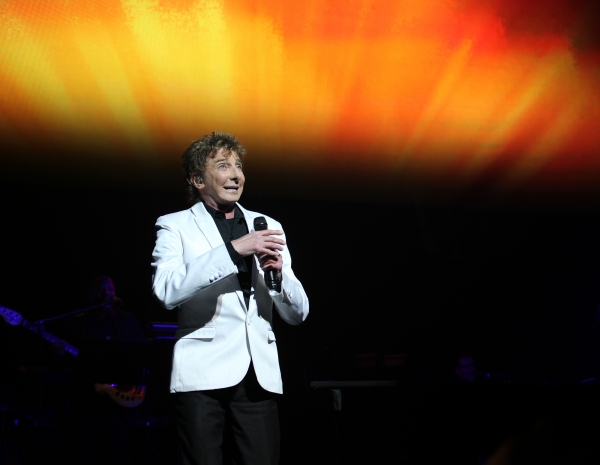 Photo Coverage: MANILOW ON BROADWAY's Opening Night Curtain Call and Encore! Image