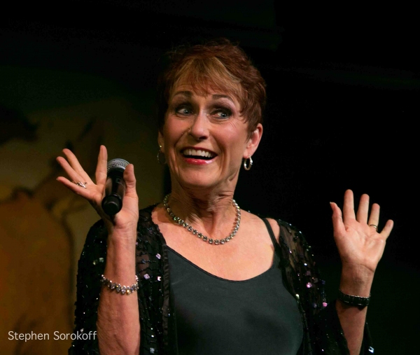 Photo Coverage: Amanda McBroom Brings A VALENTINE ROSE to Cafe Carlyle  Image
