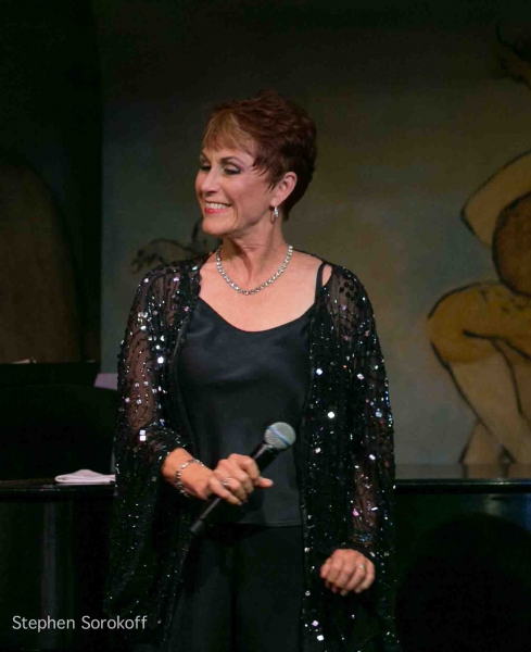 Photo Coverage: Amanda McBroom Brings A VALENTINE ROSE to Cafe Carlyle  Image