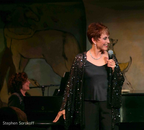 Photo Coverage: Amanda McBroom Brings A VALENTINE ROSE to Cafe Carlyle  Image