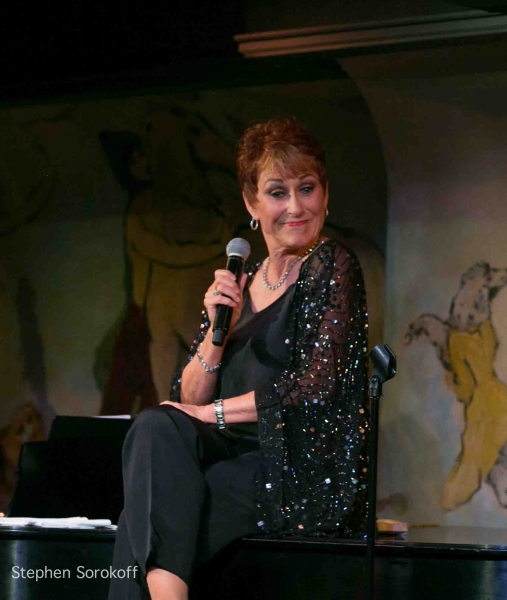 Photo Coverage: Amanda McBroom Brings A VALENTINE ROSE to Cafe Carlyle  Image