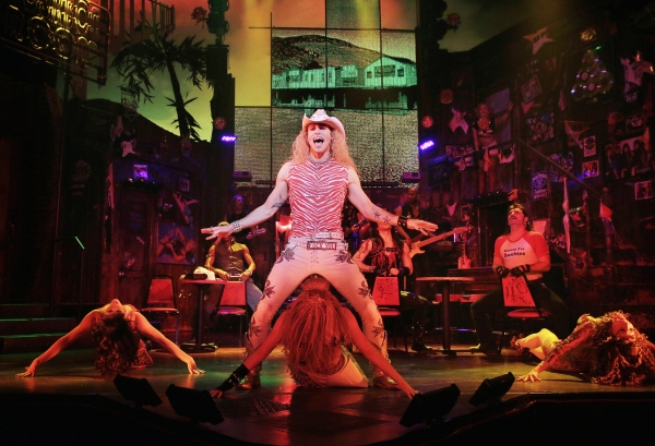 Photo Flash: First Look at Kate Rockwell, Joey Calveri & Teresa Stanley in ROCK OF AGES Image