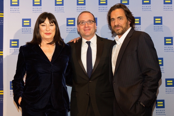 Anjelica Huston, Chad Griffin, Thorsten Kaye
 Photo