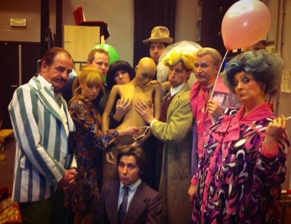 Photo Flash: Saturday Intermission Pics, Feb 2, Part 2 - CINDERELLA's Stepsisters, MORMON Wigs, HAIR & More! Image