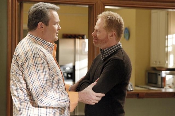 Photo Flash: MODERN FAMILY's 'Heart Broken' Image