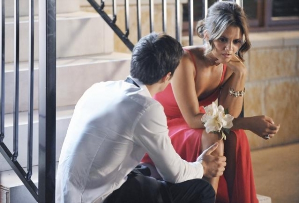 Photo Flash: THE LYING GAME's 'Catch Her In The Lie' Image