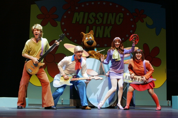 Photo Flash: First Look at SCOOBY-DOO LIVE! MUSICAL MYSTERIES, Coming to Warner Theatre, 2/16 
