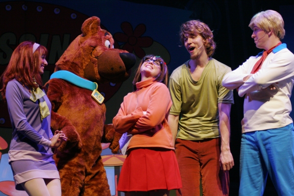 Photo Flash: SCOOBY-DOO LIVE! MUSICAL MYSTERIES Comes to Warner Theatre Today Image