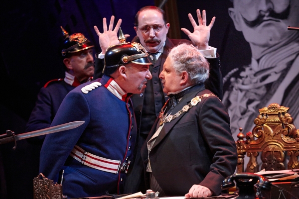 Photo Flash: First Look at Antony Sher and More in THE CAPTAIN OF KOPENICK Image