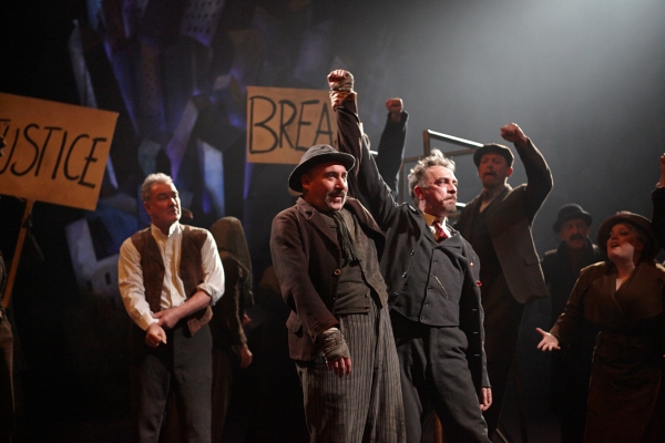 Photo Flash: First Look at Antony Sher and More in THE CAPTAIN OF KOPENICK Image