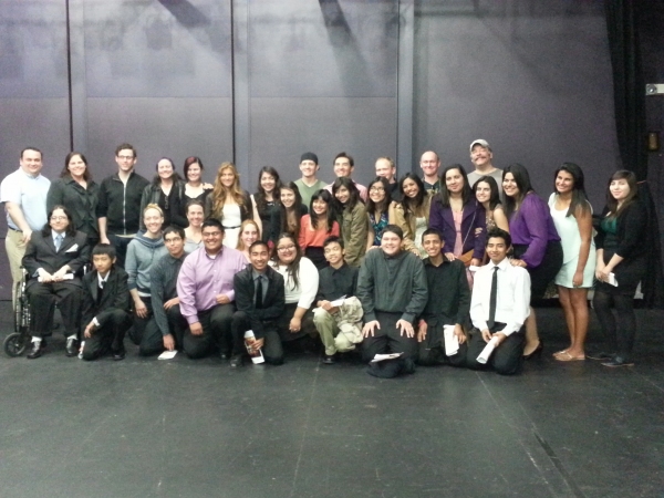 Photo Flash: Los Amigos High School Visits Cast of WAR HORSE at Segerstrom Center Image