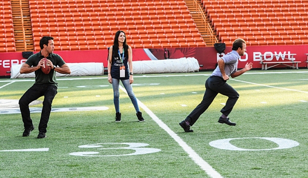 Photo Flash: HAWAII FIVE-0's 'Pa'ani (The Game)' Image
